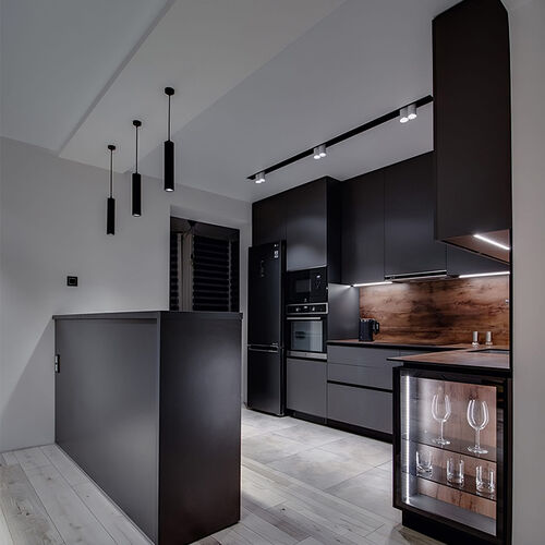 fundermax_kueche_in_anthrazit_grau_luxus_interior_bei_materialfactory_kaufen