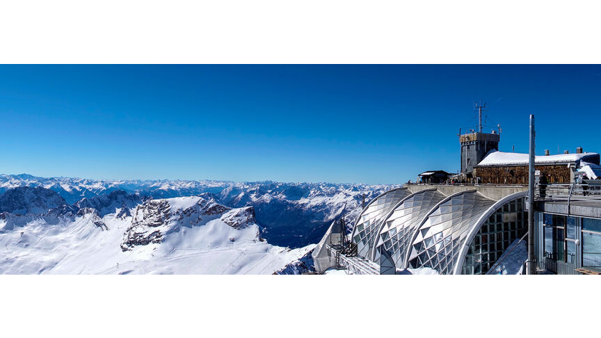 Dach der Wettersation auf der Zugspitze mit Elementen aus PLEXIGLAS®